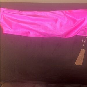 Skims bandeau in rare shade taffy